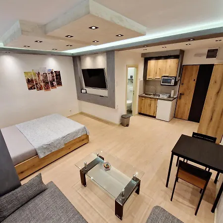 Paku דירה בלגרד