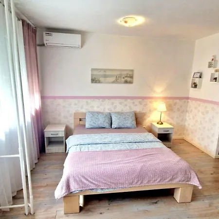 Paku דירה בלגרד